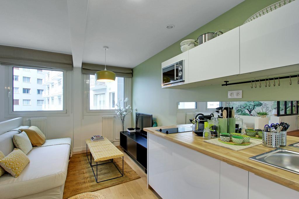 Pick A Flat'S Apartment In Eiffel Tower- Boulevard De Grenelle Париж Екстер'єр фото