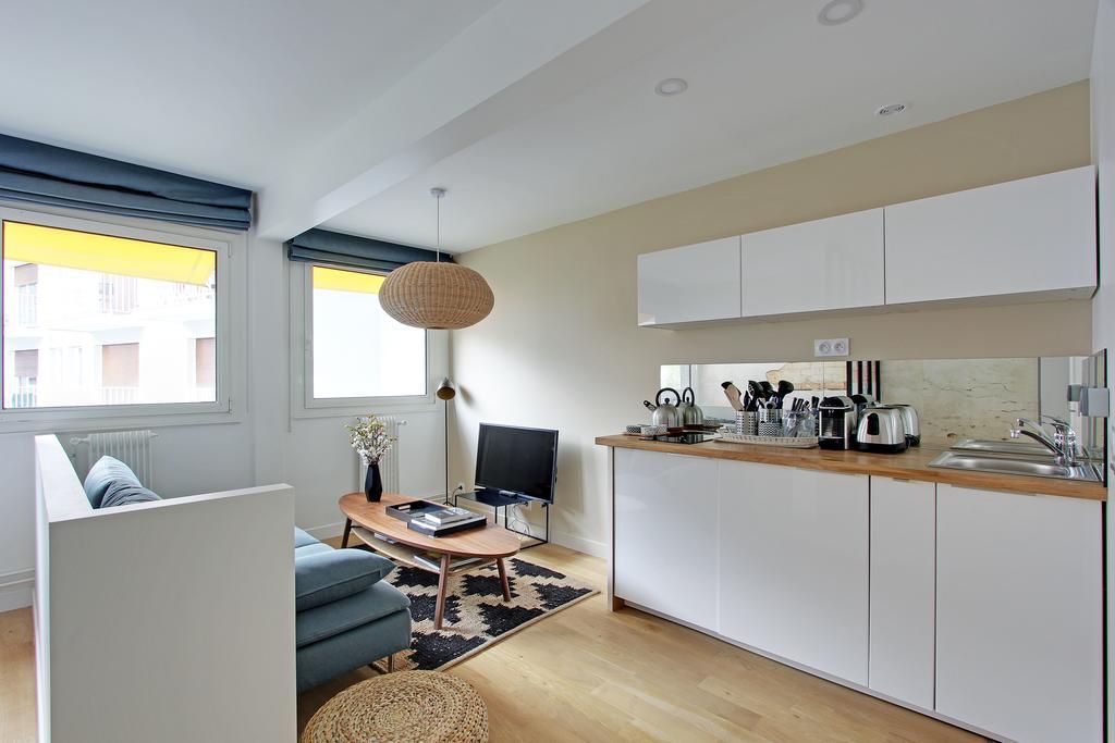 Pick A Flat'S Apartment In Eiffel Tower- Boulevard De Grenelle Париж Екстер'єр фото